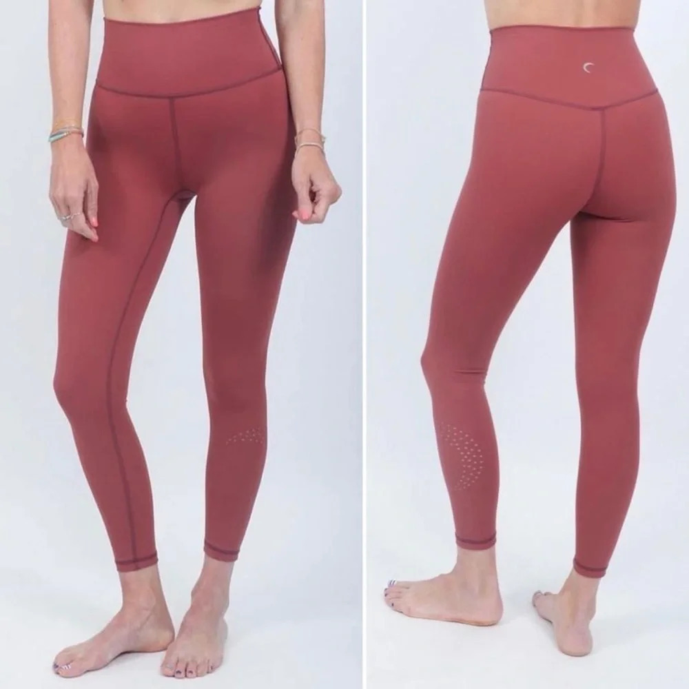 ZYIA Active Red Pear Moon Brilliant Hi Rise Tight